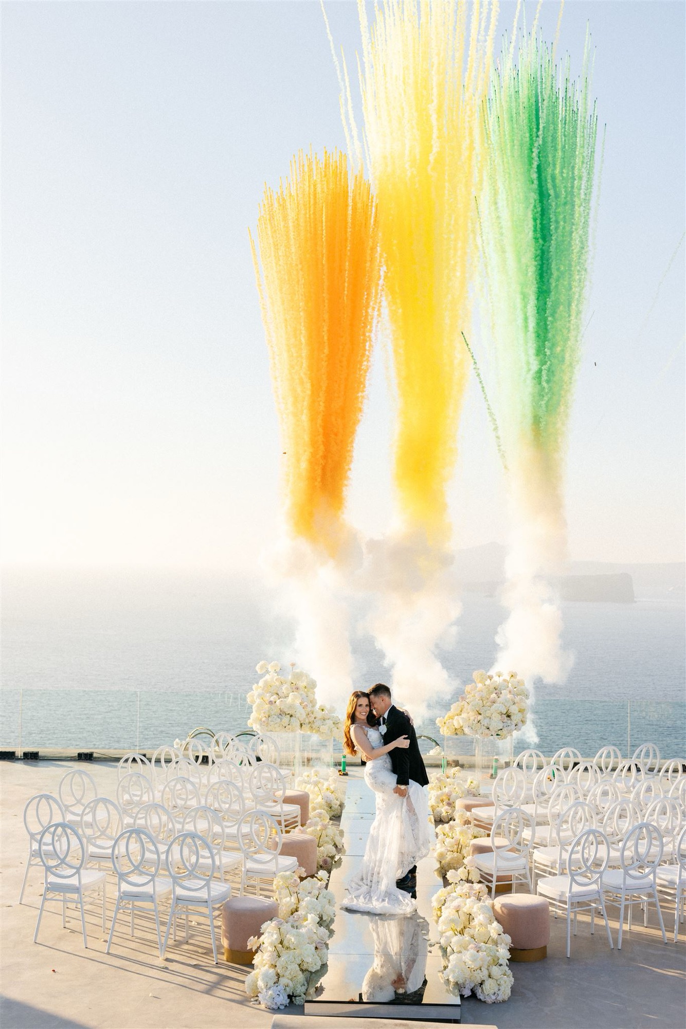 Orange, yellow and green smoke over the caldera